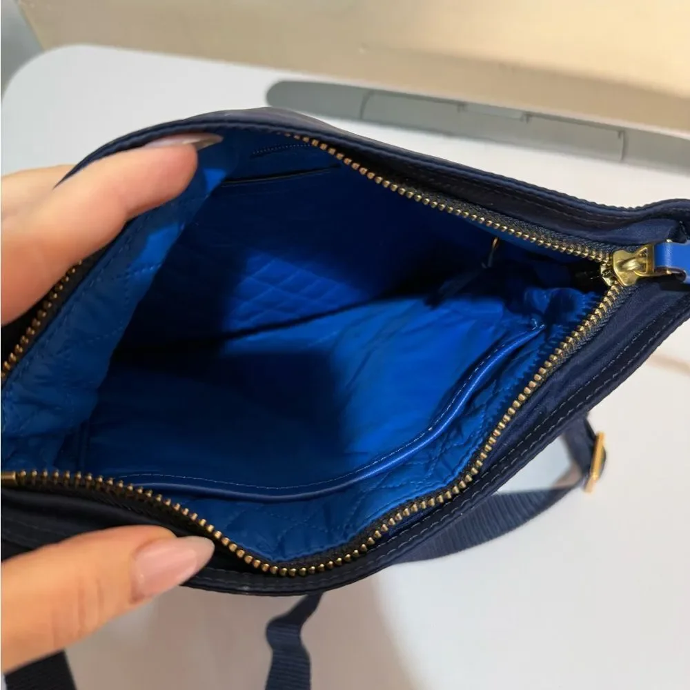 Tory Burch 'Perry' Nylon Swingpack Crossbody Bag Royal Navy Blue. Pre-Owned
